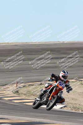 media/Jan-15-2026-Racers Edge (Thu) [[dfebeb70ab]]/3-B Group/Session 2 (Bowl Exit)/